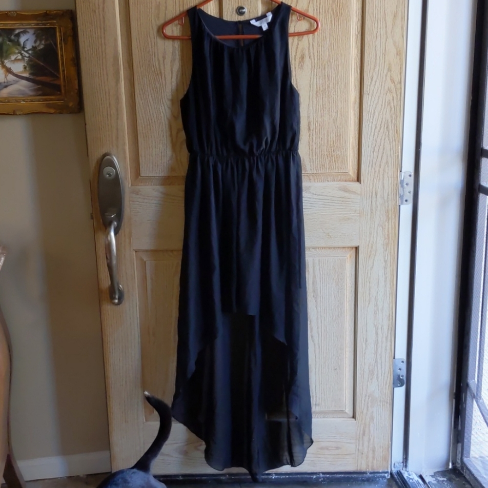 Charming Charlie, size M sleeveless black high-low